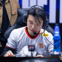 Quốc Huy [ Maris ]