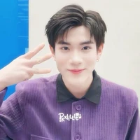 Con tg bị đẹp gái