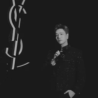 LOU HOÀNG