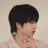 Trương Y Quế Gia (Em)