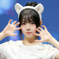 Kim Chaewon