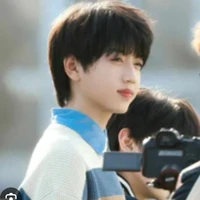 Trương Quế Nguyên (anh/hắn )