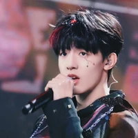 Trương Trạch Vũ ( y )