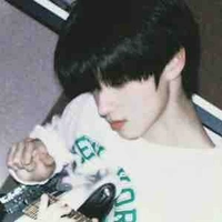 Chu Chí Hâm ( Anh )