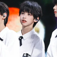 Dương Hàm Bác
