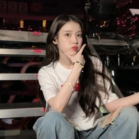 IU (mẹ YG)
