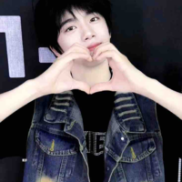 Trương Hàm Thụy 