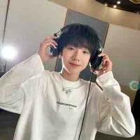 Nhiếp Vĩ Thần 