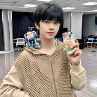 Trương Hàm Thụy 