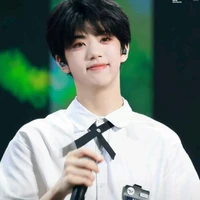 Trương Hàm Thụy