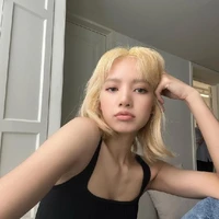 Lalisa Manoban - em
