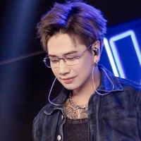 Hoàng Kim Long-Lou Hoàng-94