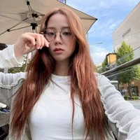 JISOO(chị)