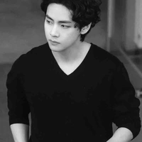 kim taehuyng/hắn