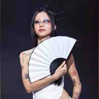 Hàng Lâm Trang Anh - Suboi