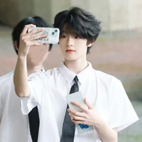 uông Tuấn Hy