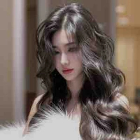 Nguyễn Hoàng Tuyết Vi-Vittoria-97