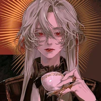 Hắc hoàng Cửu - chị cả.