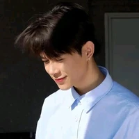 anh tú < atus >