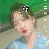 Vương Vấn Mãu= em gái kiệt