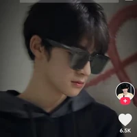 Uông Tuấn Hy/anh/