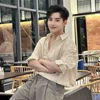 Hùng Huỳnh