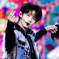 Chu Chí Hâm(hắn)