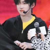Tống Á Hiên