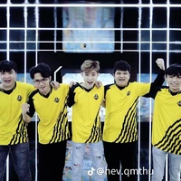 cả team