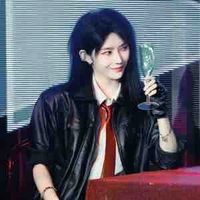 Từ Sở Văn [Xuẩn]