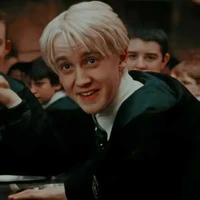 draco Malfoy🍏