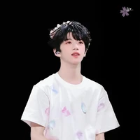 TRƯƠNG HÀM THỤY_Y