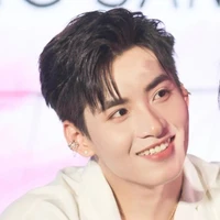 Hoàng Hùng