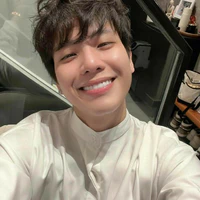 Anh Quân_em