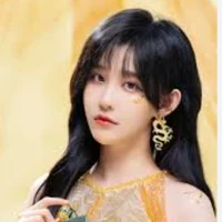 Vương Hiểu Giai(chị Vương Dịch)