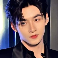 hùng huỳnh