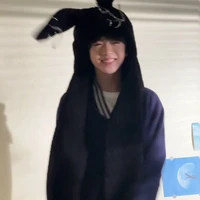 Trương Hàm Thụy_Y
