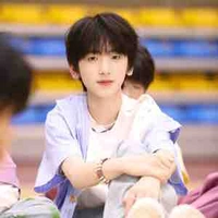 Tả Kỳ Hàm 