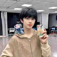 Trương Hàm Thụy(y)