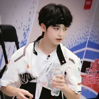 Dương Hàm Bác