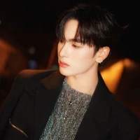 Santaa 🦋 (Trương Thiệu Sâm)