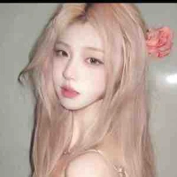 Trần Phương Vy (bn thân nu9)