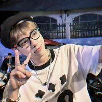 quang hùng