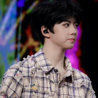 trương hàm Thụy