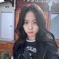 Jisoo - Chị