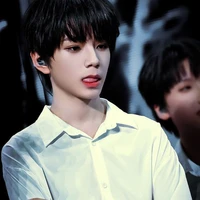 Vương Lỗ Kiệt_Anh_