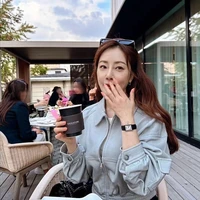 Nguyễn Tường Vân /mẹ nữ 9/