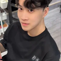 Quán Tuấn