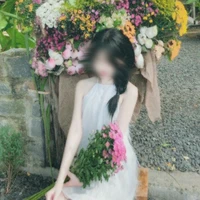 Liline (cô chị)