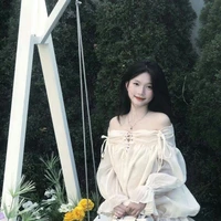 Mai Linh Ngọc(bff cô)